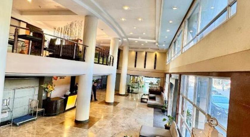 Mo2 Westown Hotel San Juan Bacolod Exteriör bild