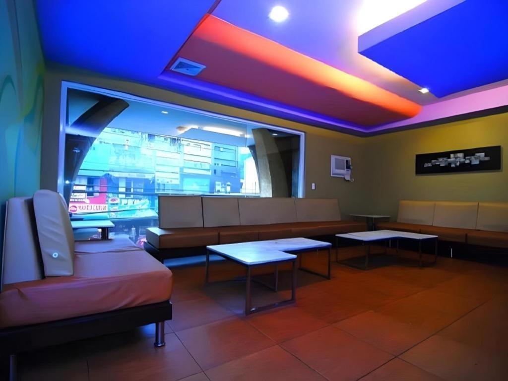 Mo2 Westown Hotel San Juan Bacolod Exteriör bild