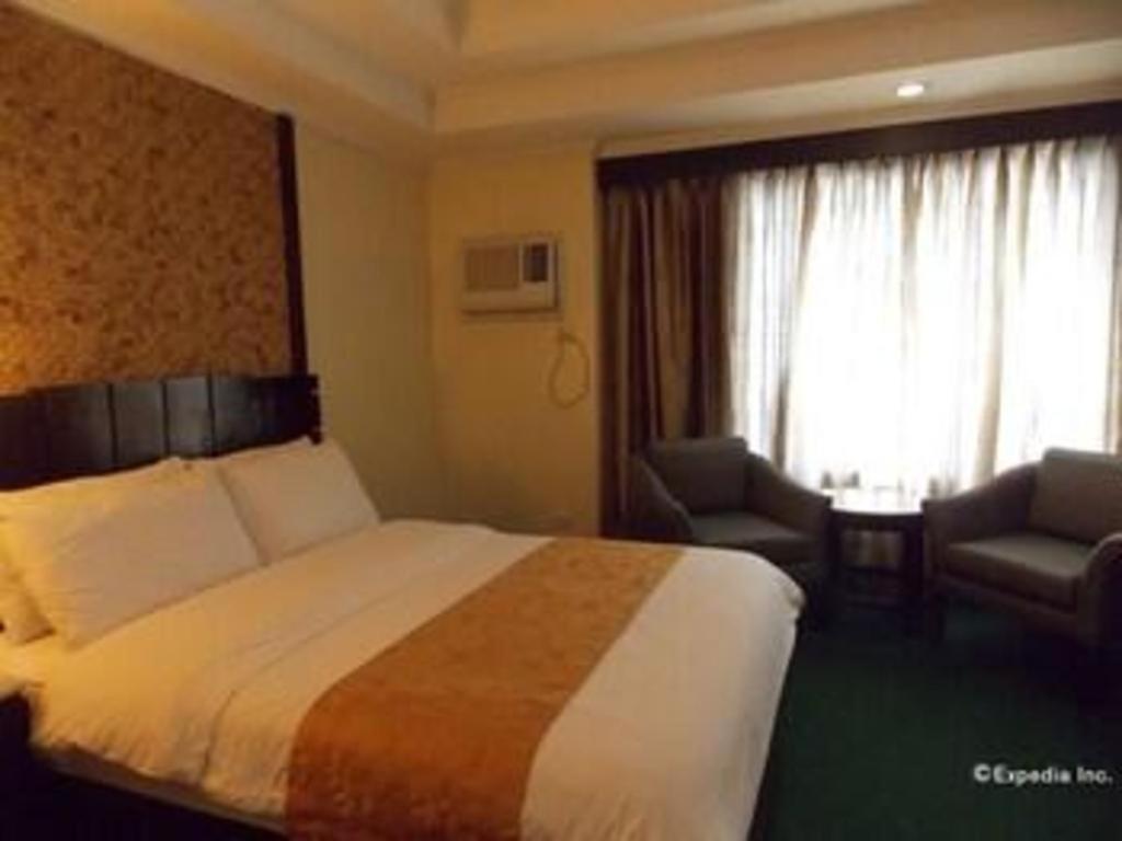 Mo2 Westown Hotel San Juan Bacolod Exteriör bild